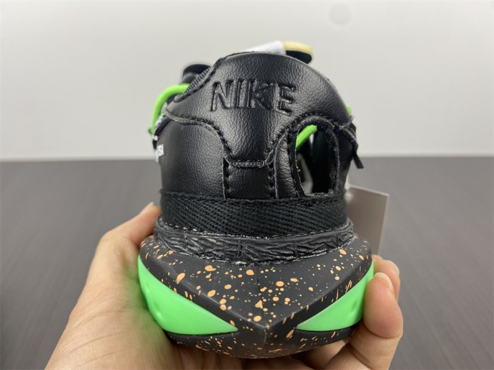 Off-White x Nike Blazer Low "Black / Green"  DH7863-001