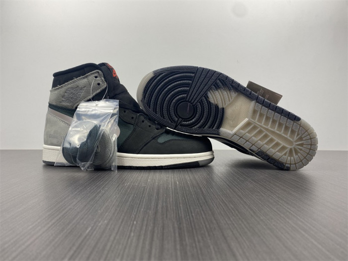 Jordan 1 Retro High Element Gore-Tex Black Particle Grey  DB2889-001