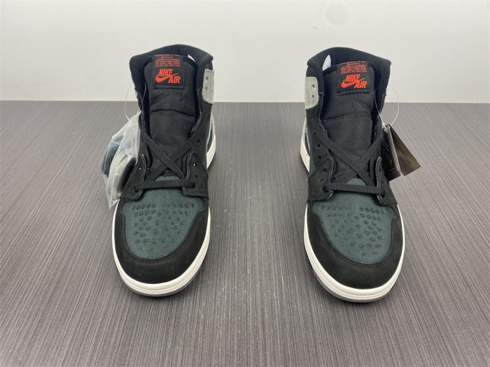 Jordan 1 Retro High Element Gore-Tex Black Particle Grey  DB2889-001