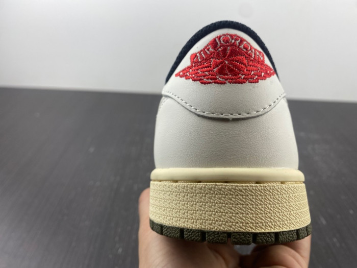 Travis Scott x Air Jordan Air Jordan 1 Retro Low OG Olive  DZ4137-106