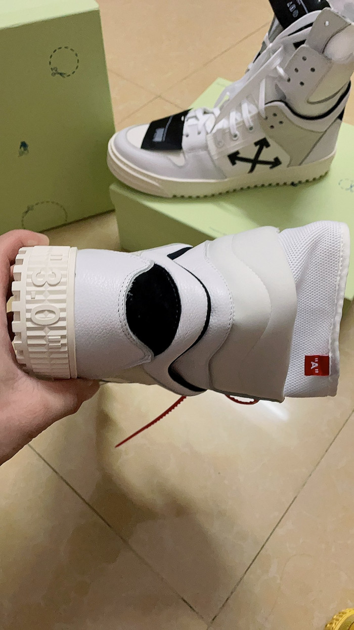 OFF-WHITE HIGH TOP  SNEAKER