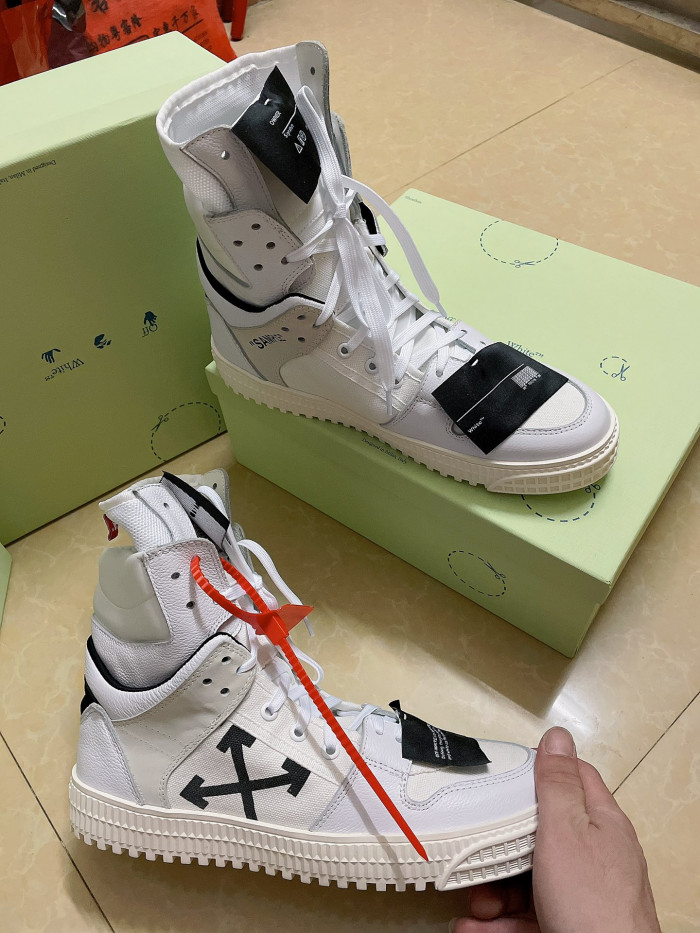 OFF-WHITE HIGH TOP  SNEAKER