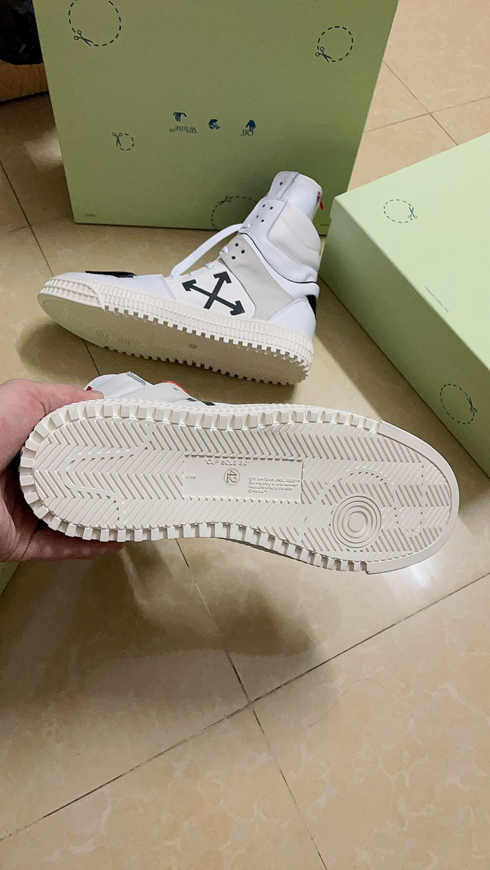OFF-WHITE HIGH TOP  SNEAKER