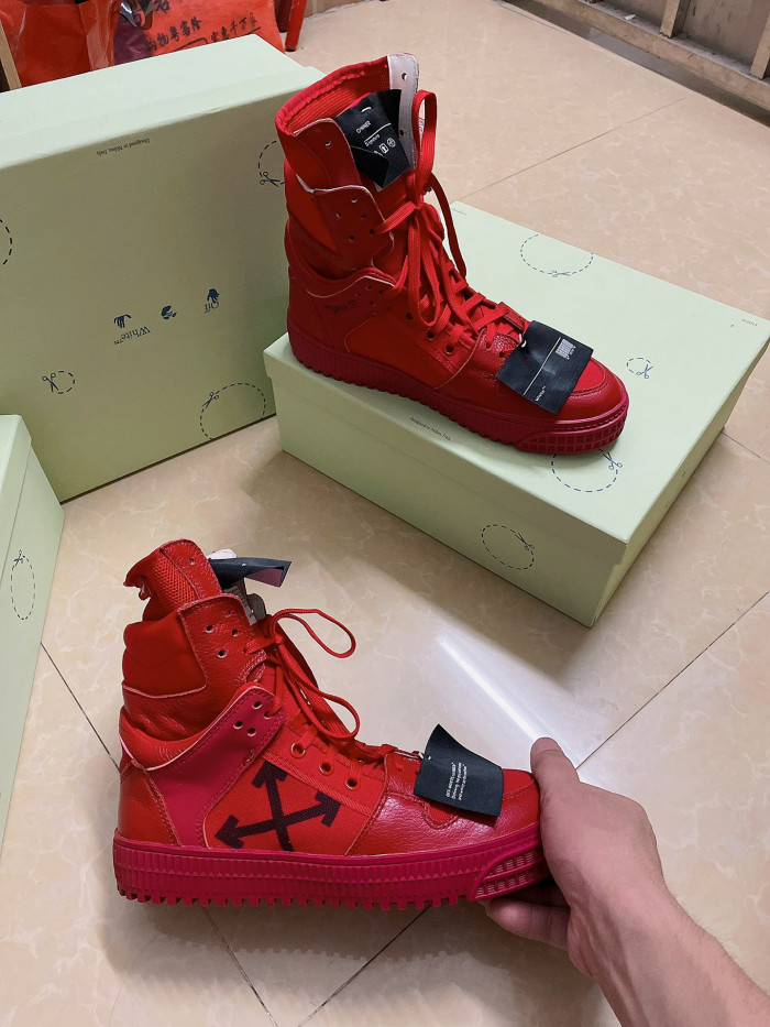 OFF-WHITE HIGH TOP  SNEAKER