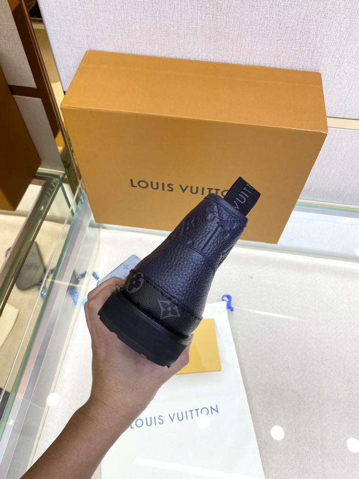 LOUS VUITON  BOOTS