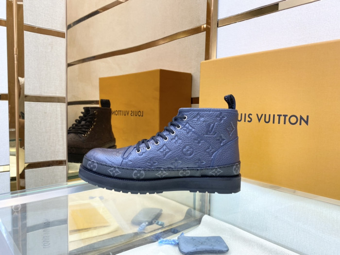 LOUS VUITON  BOOTS