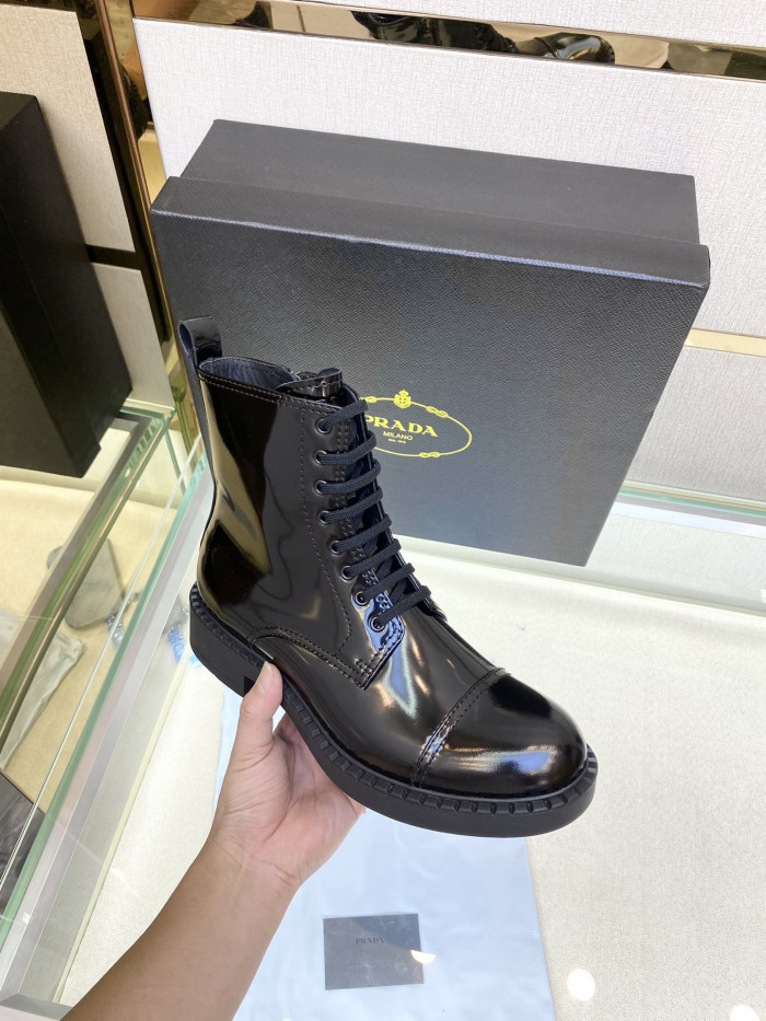 Prad  BOOTS