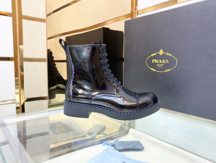 Prad  BOOTS