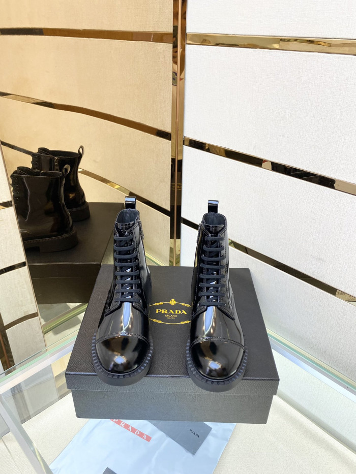 Prad  BOOTS