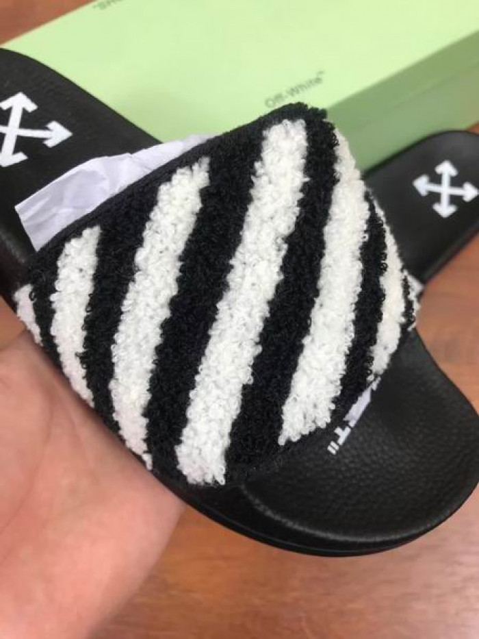 OFF-WHITE  SLIPPERS