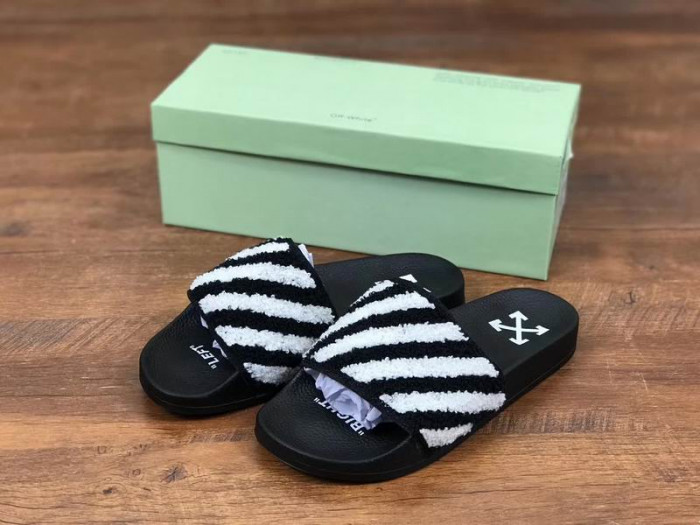 OFF-WHITE  SLIPPERS