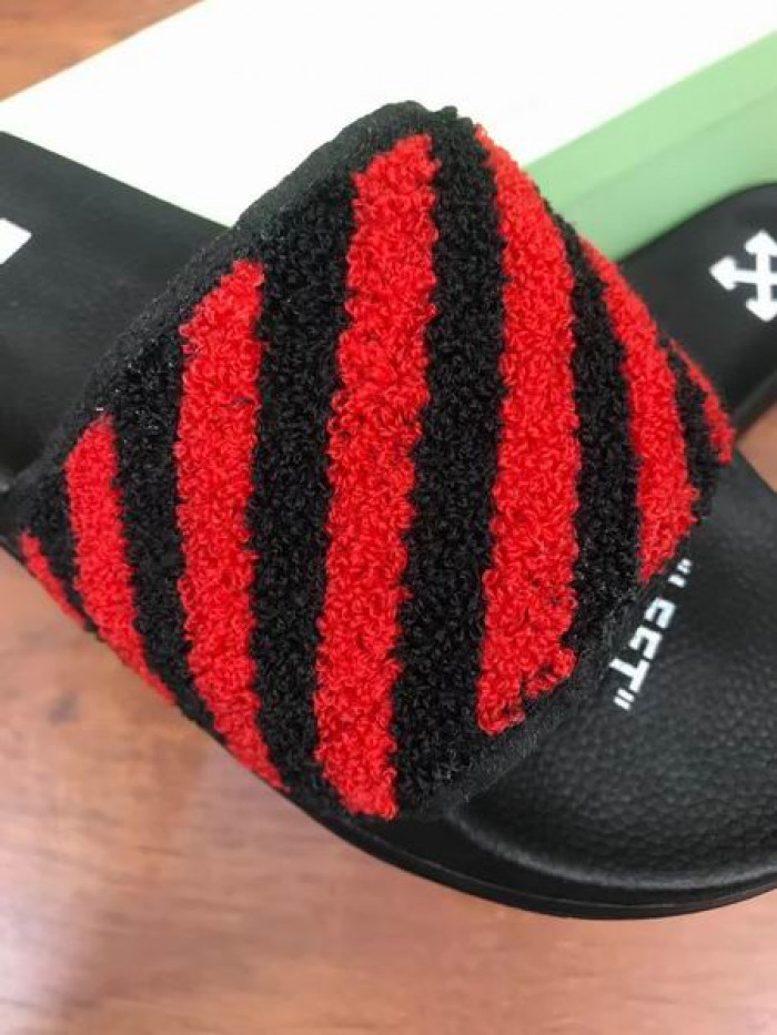 OFF-WHITE  SLIPPERS